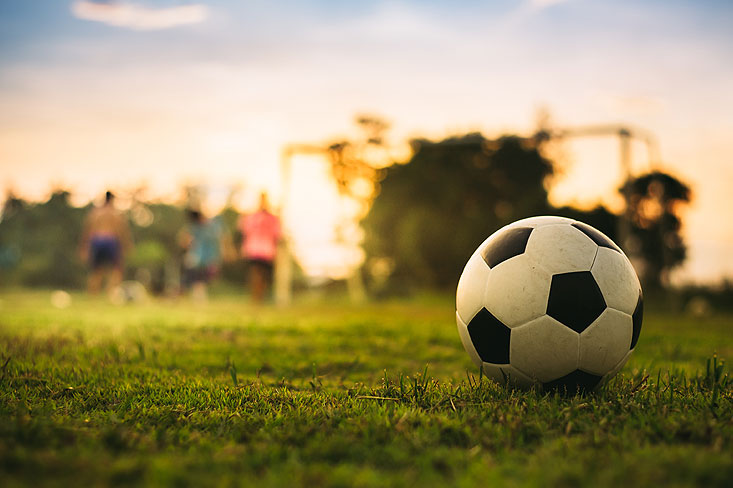 jouer au foot à la maison