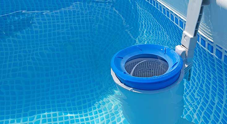 filtration pour le nettoyage de ma piscine