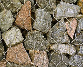 Gabions remplis de pierres