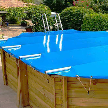 couverture de piscine à barres